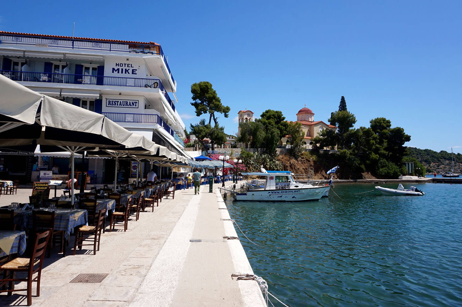Hotel by the sea