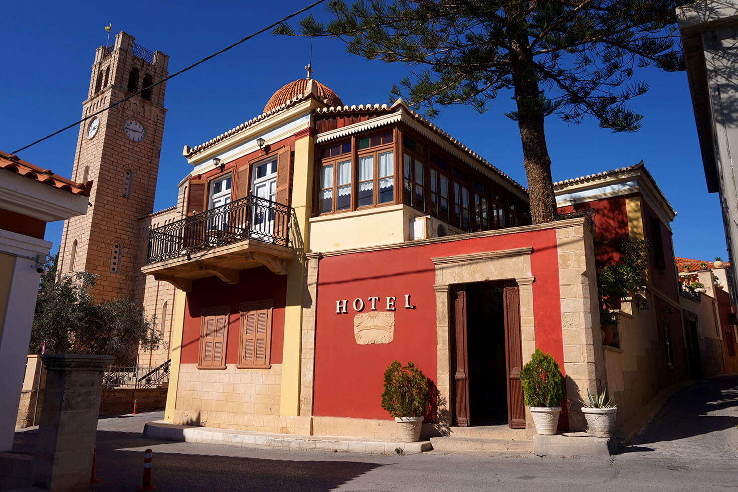 Hotel in Aegina